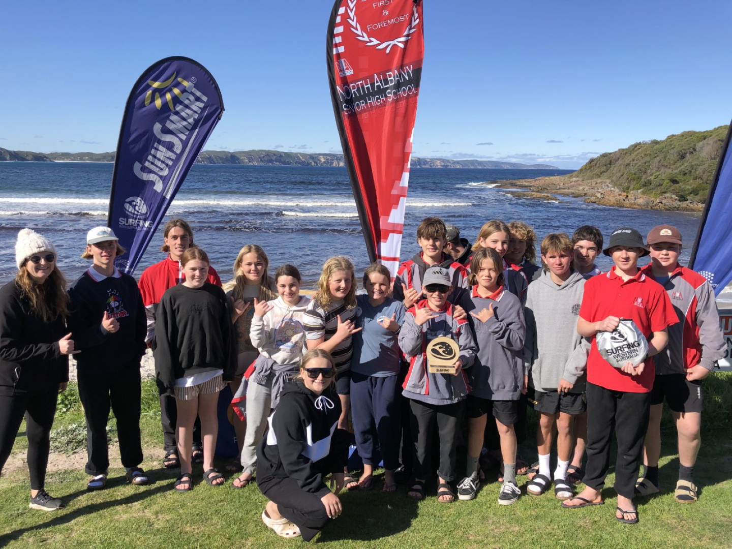 /uploaded_files/media/gallery/1660875218Surfing comp 2022 group pic.png